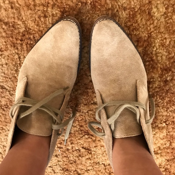 🌱j c r e w • pointy mccalister - Picture 2 of 5